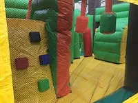 Dino - afbeelding 3 van  7