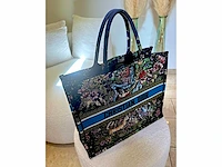 Dior luxe-handtas 'large book tote' (limited edition)