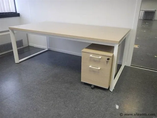Directiebureau gdb met ladenblok - afbeelding 5 van  5