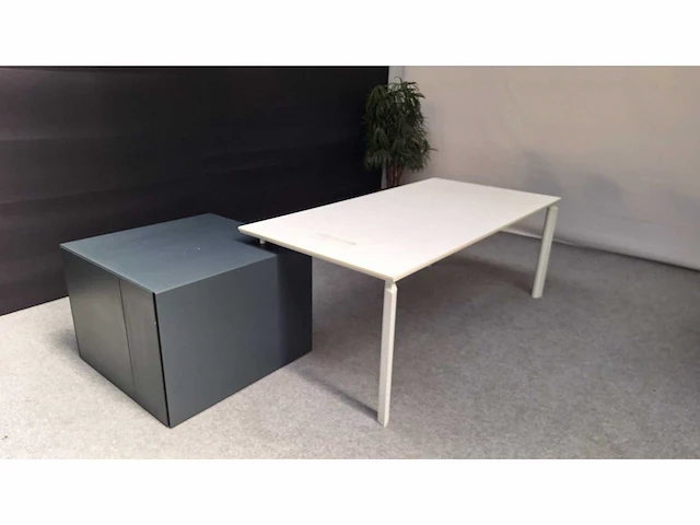 Directiebureau - afbeelding 1 van  15