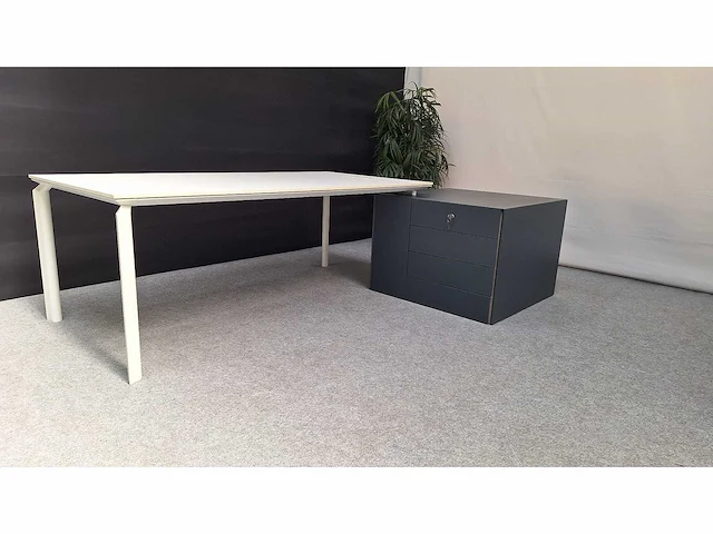 Directiebureau - afbeelding 14 van  15