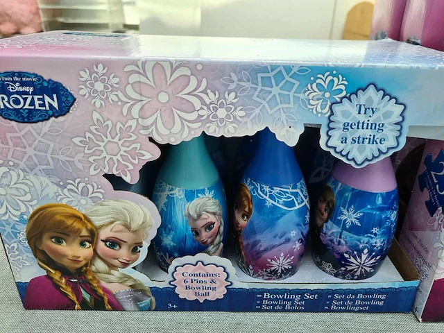 Disney - puzzel en bowlingspel frozen - afbeelding 2 van  3