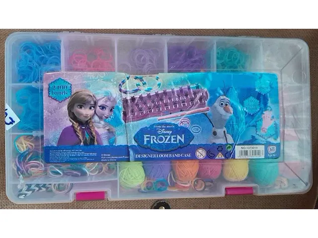 Disney frozen design loom band case - afbeelding 1 van  5
