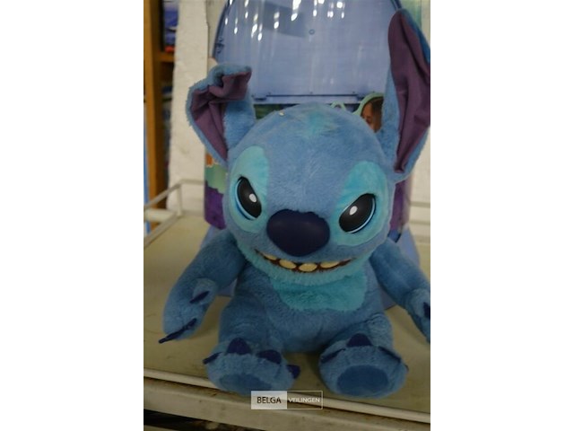 Disney stitch op batterijen - afbeelding 3 van  3