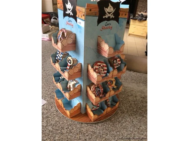 Dispenser met letters sharky - afbeelding 3 van  3