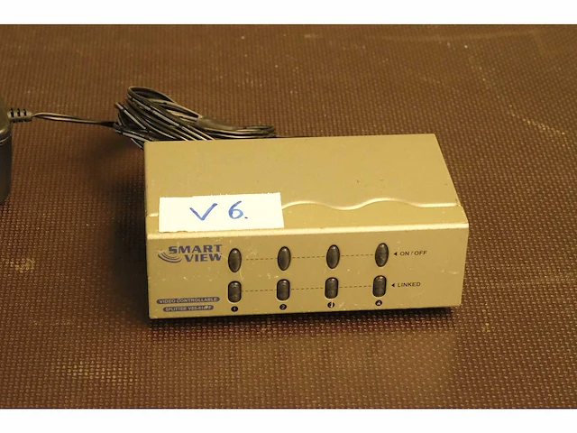 Distri. vga smartview 1in 4out - afbeelding 1 van  2