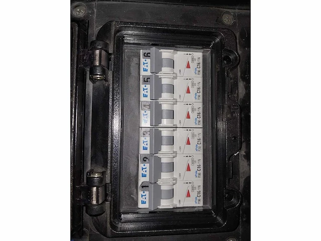 Distro cee32b3 to 2 x cee16b3 (fused/no diff) - afbeelding 3 van  3