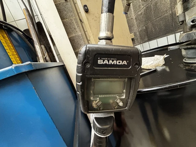 Div. aangebroken olievaten incl. verr. karren - afbeelding 3 van  12