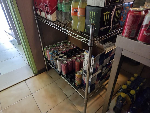 Div metalen rekken - afbeelding 2 van  3