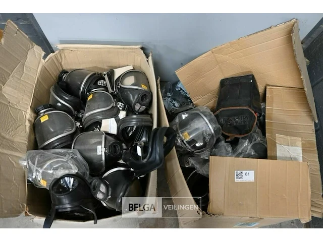 Divers - brandweermaskers - afbeelding 1 van  1