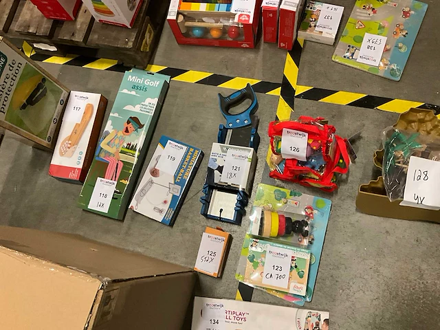 Divers educatief speelgoed tooky toy/disney - afbeelding 12 van  54