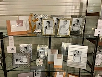 Divers fotolijsten en juweelkofffers - afbeelding 2 van  3