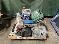 Divers gereedschap en garage inventaris - afbeelding 1 van  9