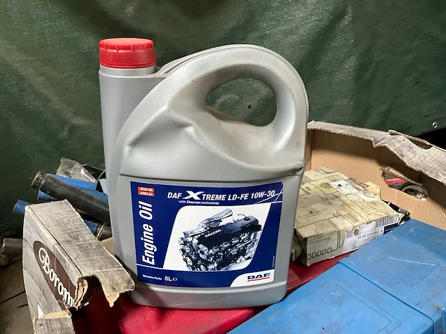 Divers gereedschap en garage inventaris - afbeelding 6 van  9