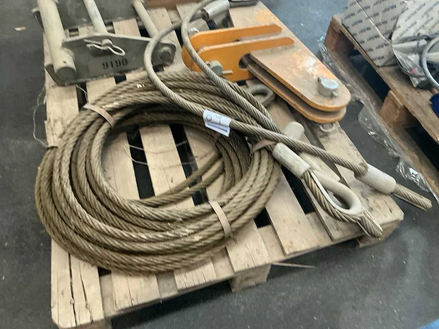 Divers hijsmateriaal - afbeelding 2 van  4