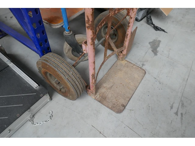 Divers items - afbeelding 4 van  4