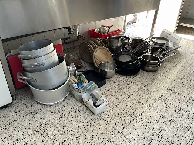 Divers keukengerei - afbeelding 2 van  7