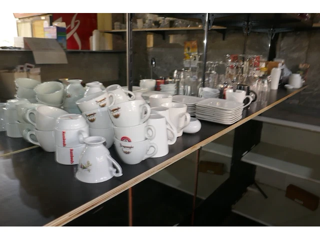 Divers keukenmateriaal - afbeelding 6 van  9