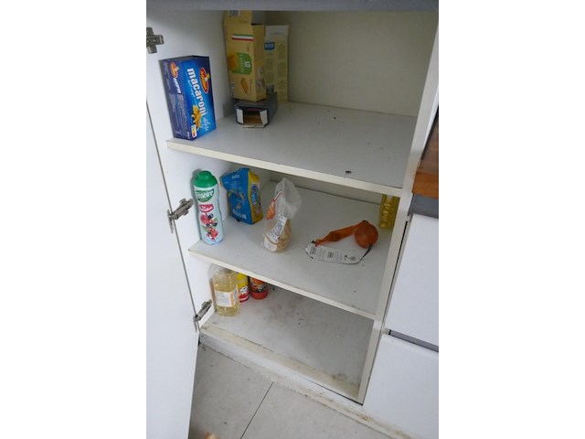 Divers keukenmateriaal - afbeelding 3 van  12