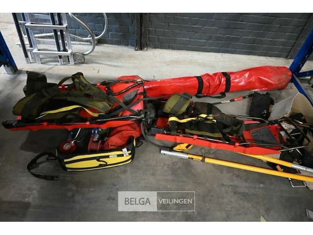 Divers klim- en reddingsmateriaal - afbeelding 4 van  4