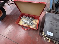 Divers materiaal - afbeelding 1 van  5