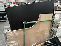 Divers meubilair/bureeltafels - afbeelding 12 van  15