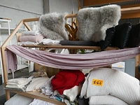Divers textiel - afbeelding 1 van  5