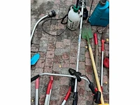 Divers tuingereedschap - tuin bewatering - afbeelding 6 van  10