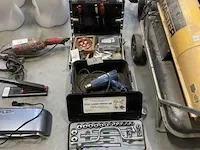 Divers werkmateriaal - afbeelding 1 van  7