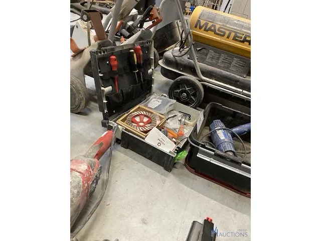 Divers werkmateriaal - afbeelding 6 van  7