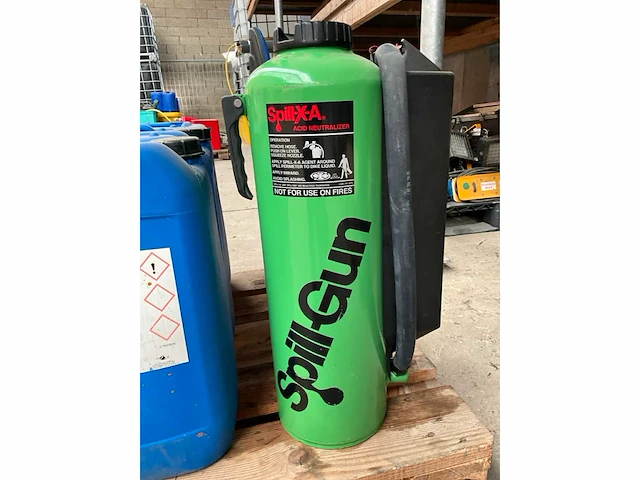 Diverse 10m brandslangen (12x) + diversen - afbeelding 7 van  10