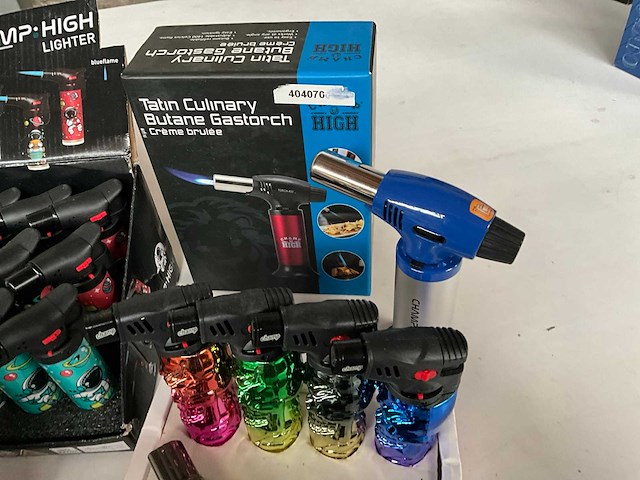 Diverse aanstekers - afbeelding 10 van  13