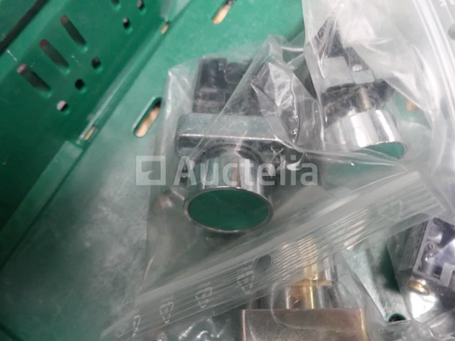 Diverse accessoires - afbeelding 1 van  12