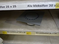 Diverse afvoer en putdeksels, roosters en kaders - afbeelding 5 van  23