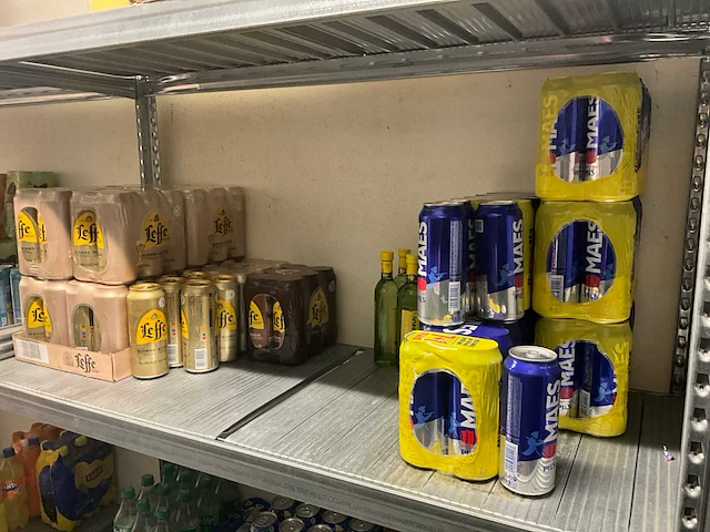 Diverse alcoholische dranken - afbeelding 13 van  13