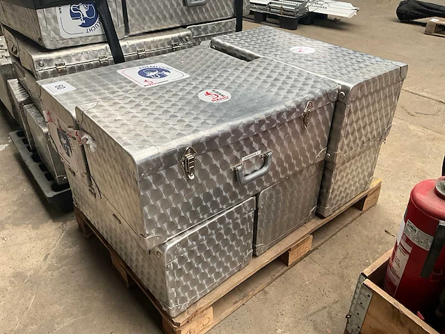 Diverse aluminium opbergkoffers (6x) - afbeelding 1 van  4