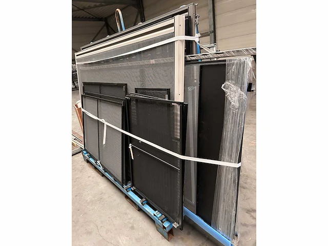 Diverse aluminium vliegenramen - 17 stuks - afbeelding 7 van  9