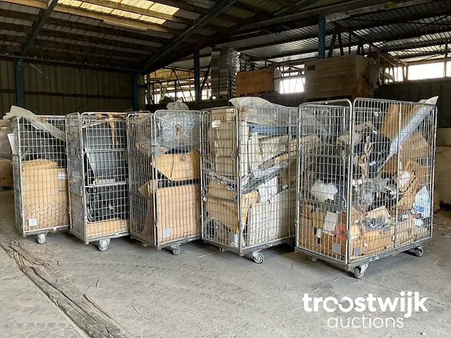 Diverse auto-onderdelen - afbeelding 1 van  31