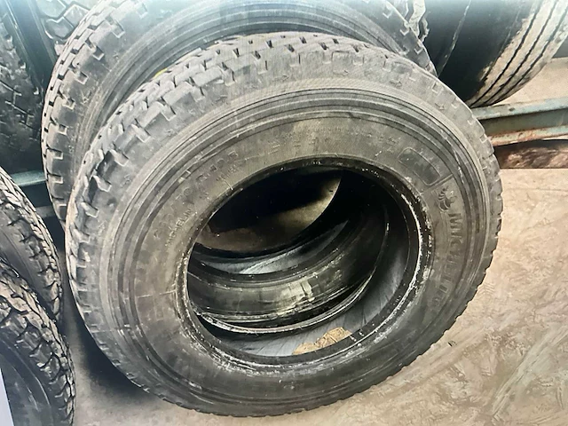 Diverse autobanden michelin (4x) - afbeelding 6 van  9