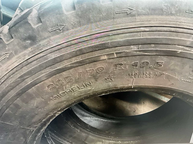 Diverse autobanden michelin (4x) - afbeelding 8 van  9