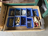 Diverse bakjes met inhoud - afbeelding 1 van  4