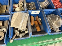Diverse bakjes met inhoud - afbeelding 6 van  9
