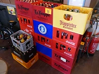 Diverse bakken drank en leeggoed - afbeelding 1 van  11