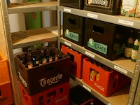 Diverse bakken drank en leeggoed - afbeelding 8 van  11