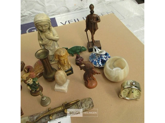 Diverse beeldjes - afbeelding 2 van  5