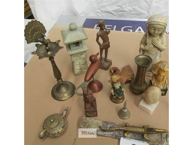 Diverse beeldjes - afbeelding 3 van  5