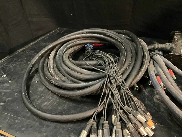 Diverse bekabeling (2x) - afbeelding 9 van  9