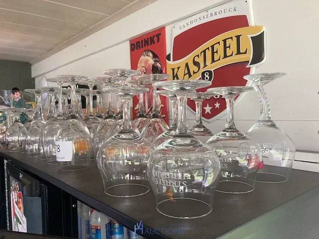 Diverse bierglazen - afbeelding 2 van  4