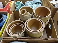 Diverse bloempotten - afbeelding 7 van  7