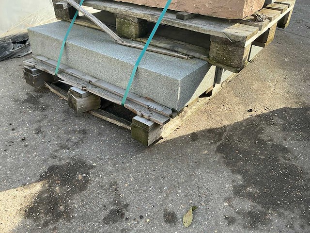 Diverse boordstenen (4x) - afbeelding 4 van  4